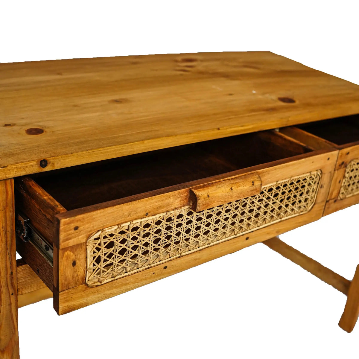 Norai Study Table